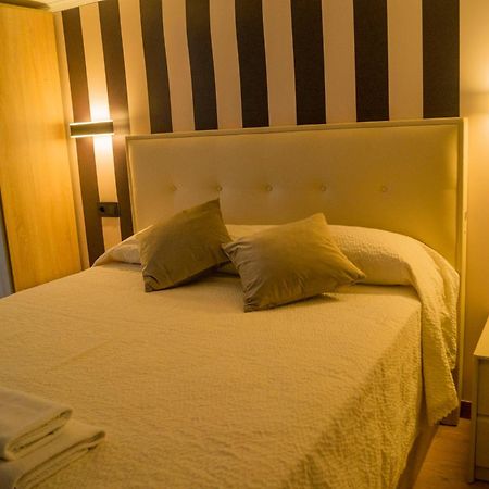 Alojamientos Rooms Catamaran Castro Urdiales Exterior foto