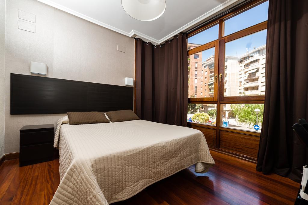 Alojamientos Rooms Catamaran Castro Urdiales Zimmer foto