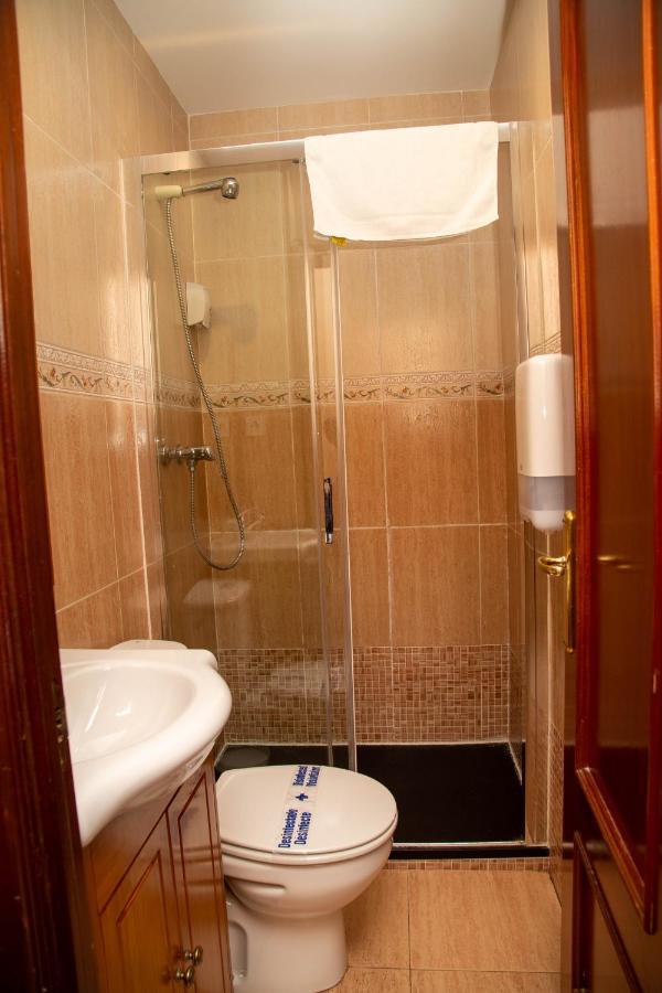 Alojamientos Rooms Catamaran Castro Urdiales Exterior foto